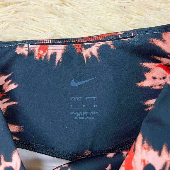 Nike One Dri-Fit Bike Shorts Small - Picture 6 of 8
